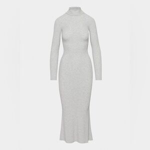 Aritzia The Group Burlow Dress In Heather Chrome Elegant Gray Long Sleeve Dress